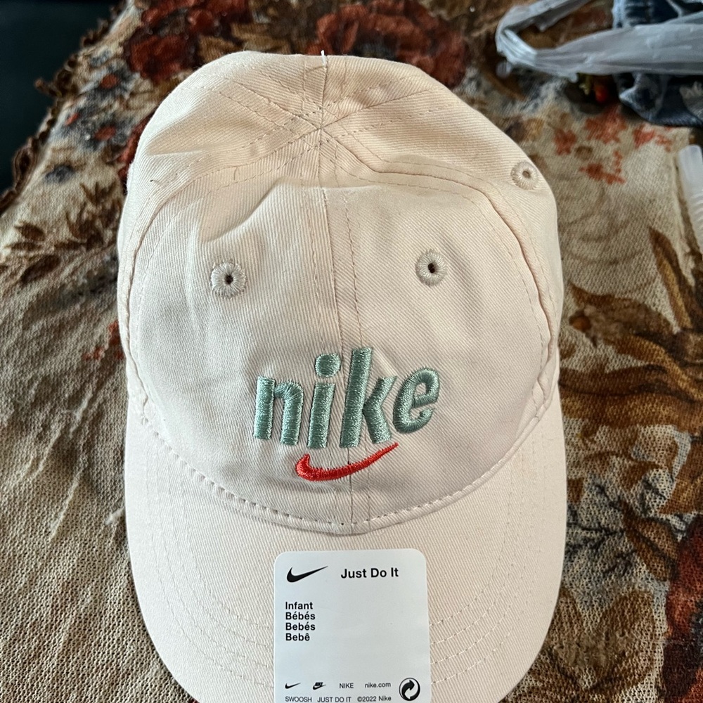 Nike Kids Cream Baseball Cap with Mint Green Embroidered Logo and Red Swoosh